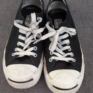 Converse Men's Black and White Sneakers